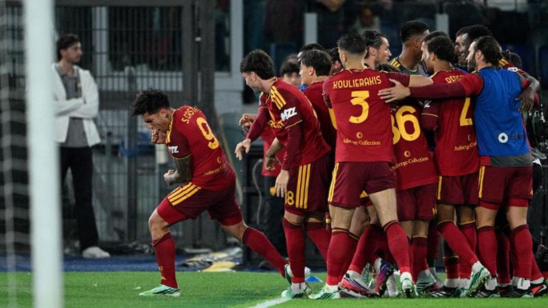 Roma beat Genoa 2-0 with goals from Castro and Lulli